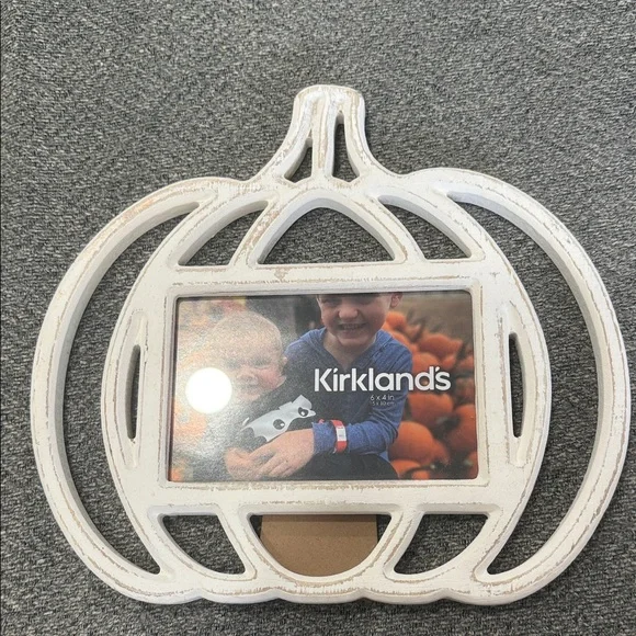 Kirklands Cream Pumpkin Picture Frame - Picture 1 of 3